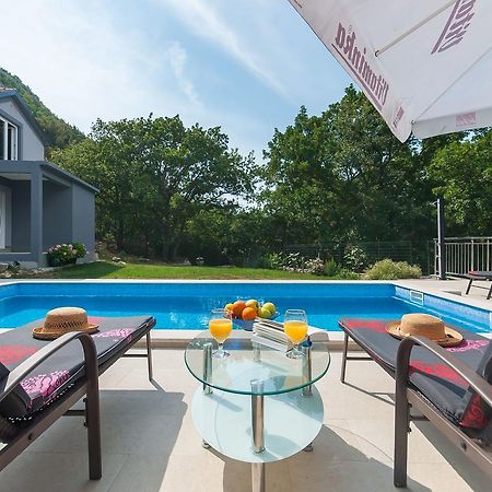 Apartments Srdanovic 奥米什 外观 照片
