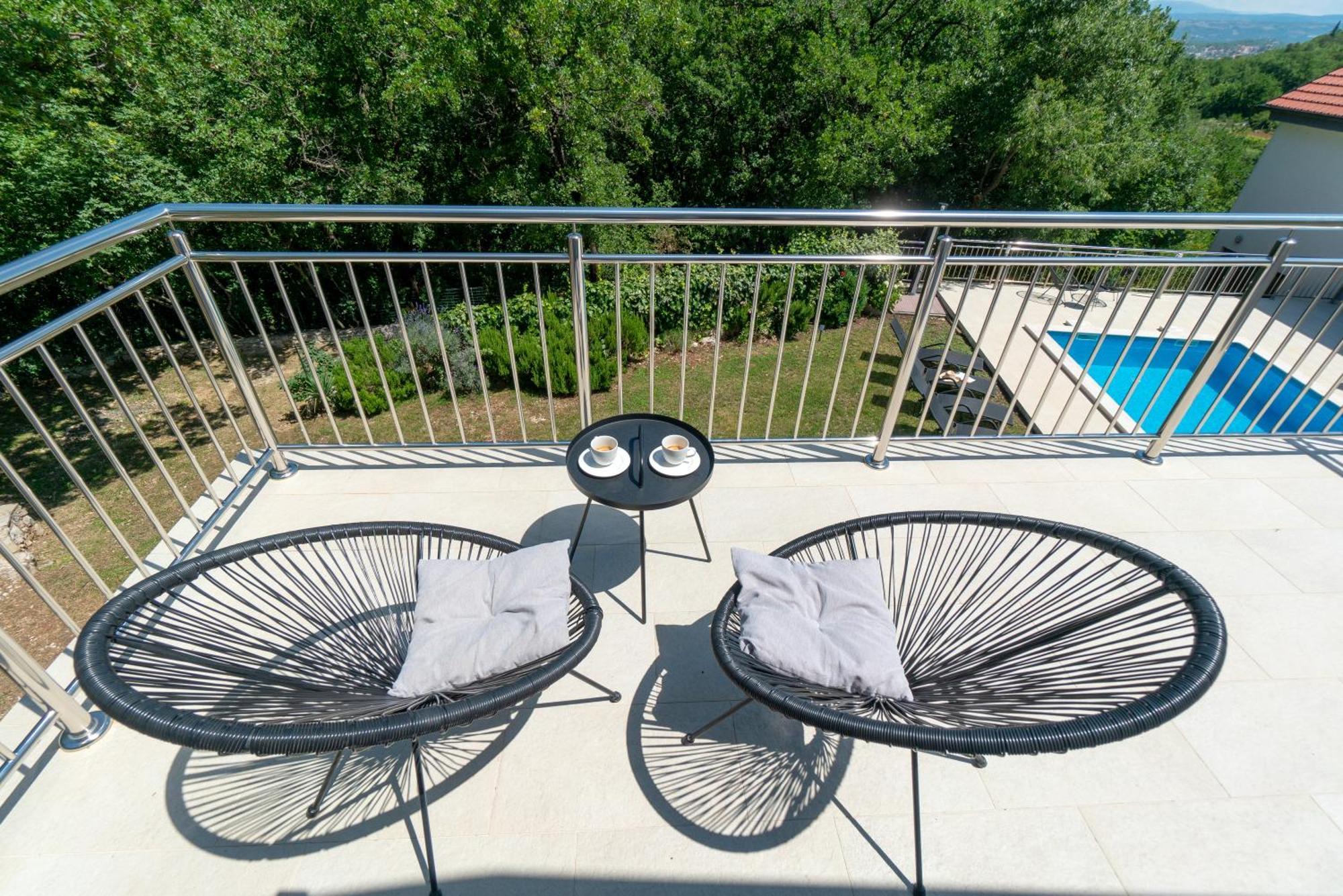 Apartments Srdanovic 奥米什 外观 照片