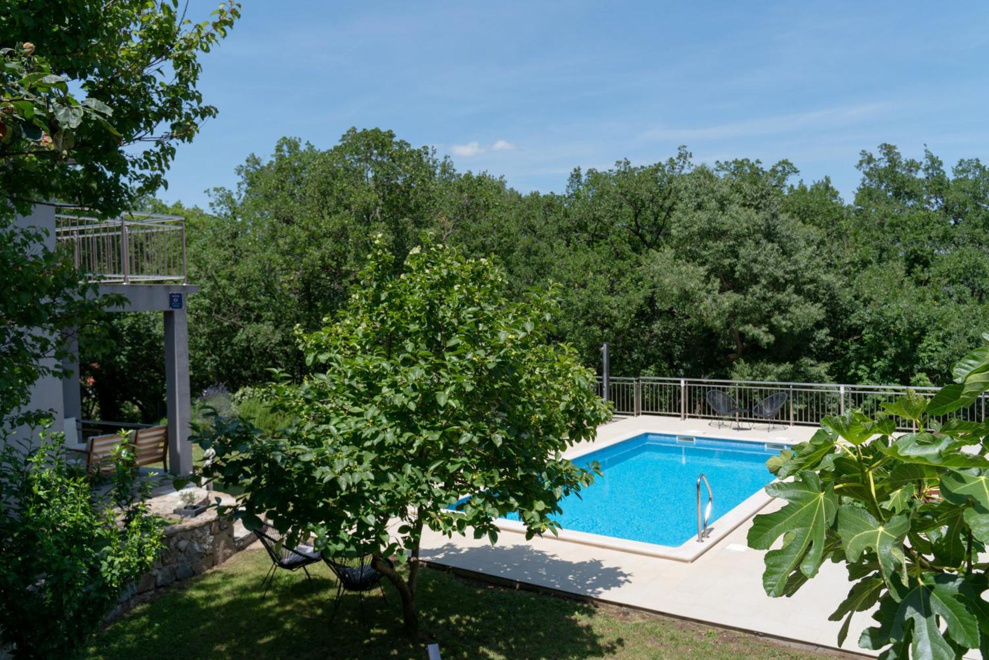 Apartments Srdanovic 奥米什 外观 照片