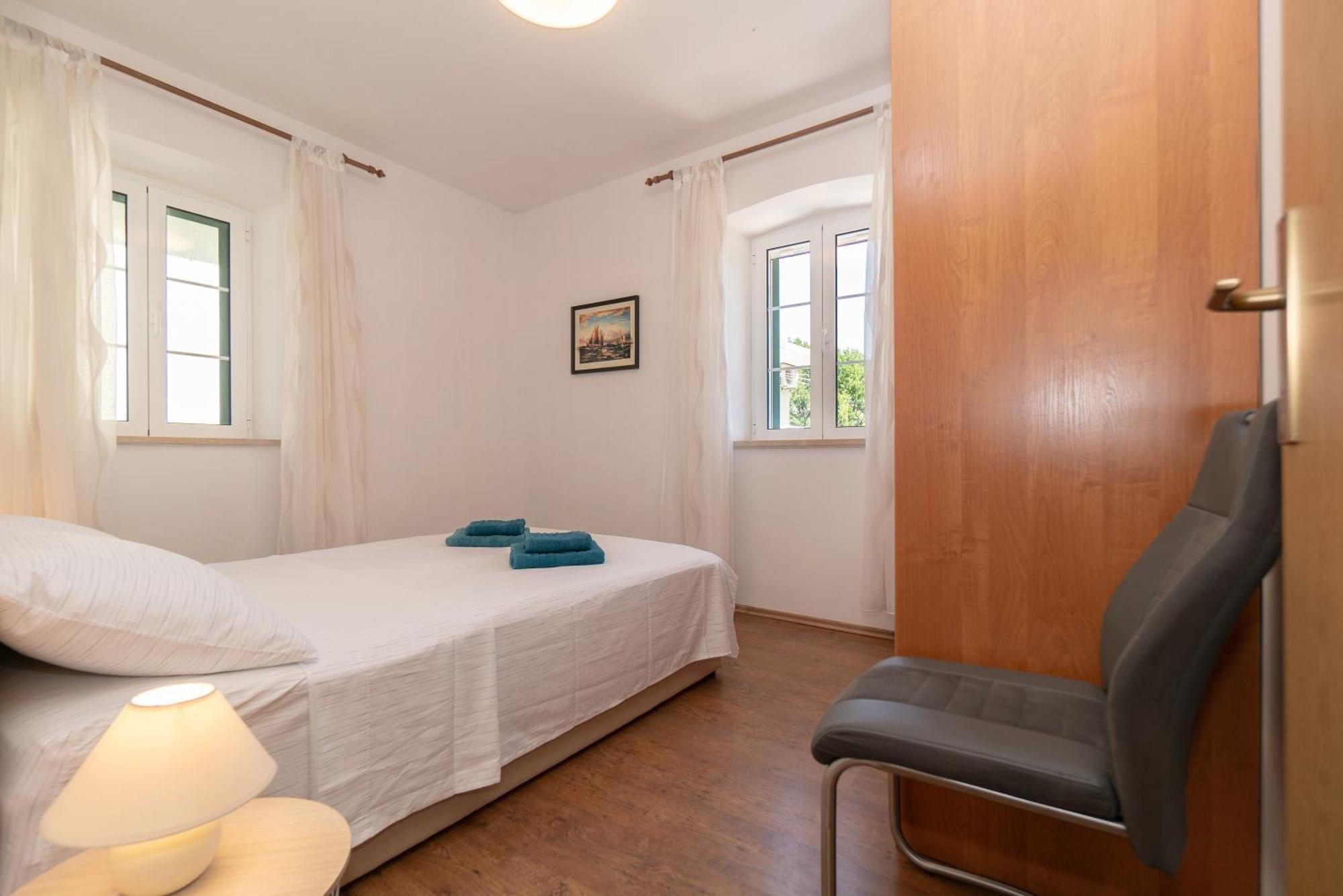 Apartments Srdanovic 奥米什 外观 照片